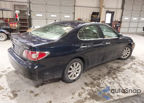 2004 Lexus Es 330 z USA, uszkodzony, nr VIN JTHBA30G745022153